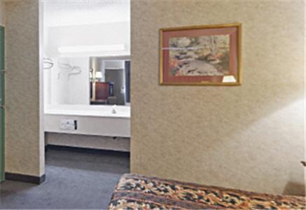 America'S Best Value Inn & Suites - Memphis/Graceland Chambre photo