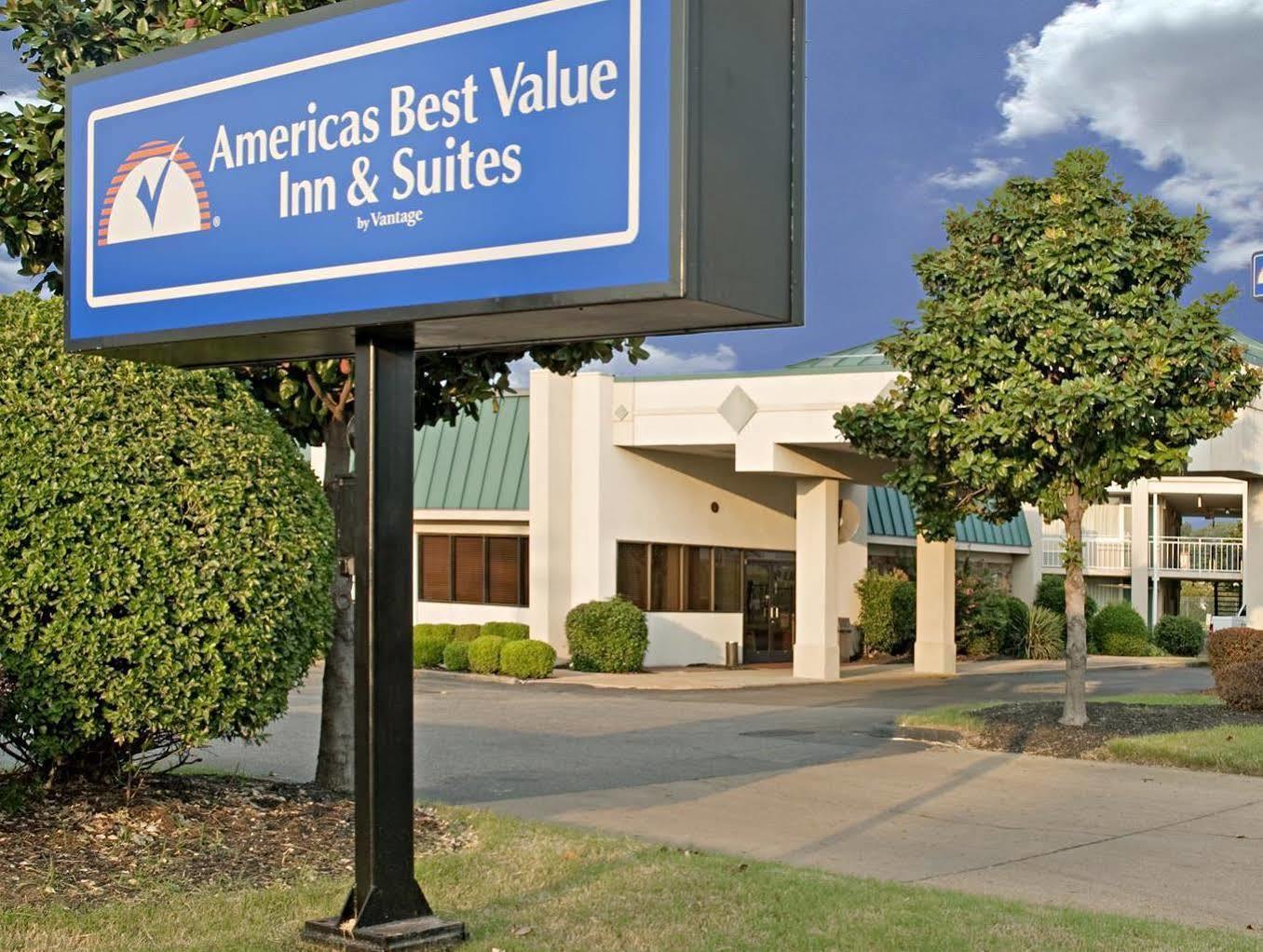 America'S Best Value Inn & Suites - Memphis/Graceland Extérieur photo